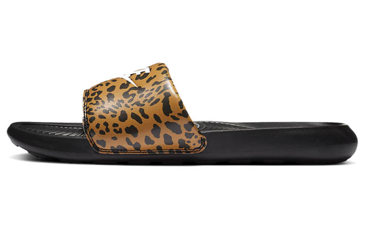 Nike Nike Victori One Cheetah Print Women's