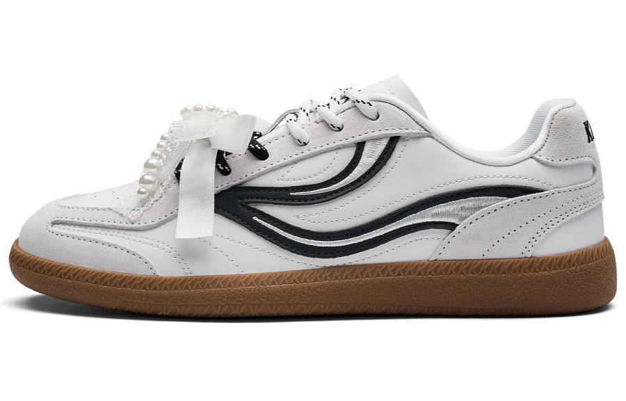 Kappa Back to Back Abrasion Resistant Low top German Army Trainers Women's Cool Gray