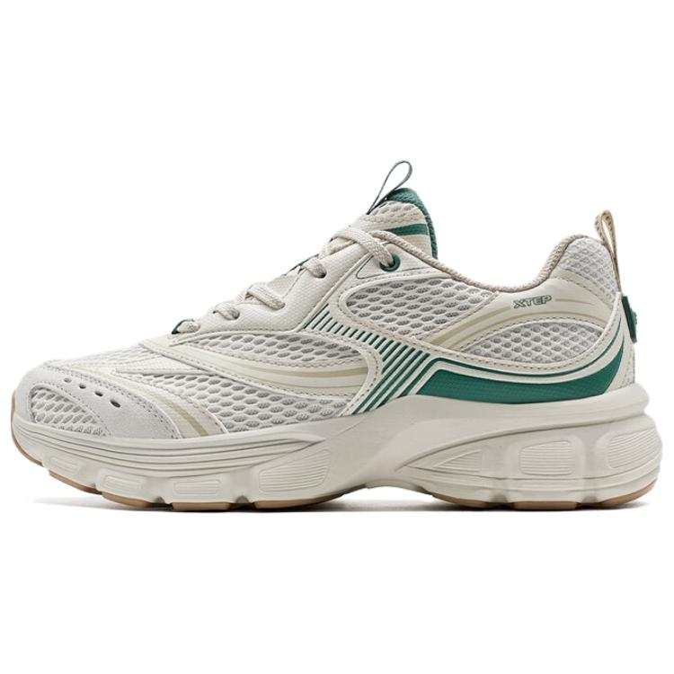 XTEP Slip Resistant Abrasion Resistant Slip Resistant Abrasion Resistant Low top Casual Shoes Women's Beige Green