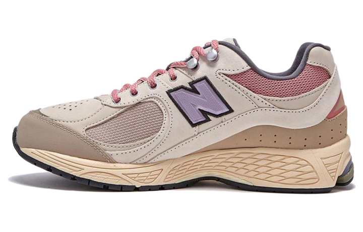 New Balance 2002R New Balance 'Hiking Pack - Beige'