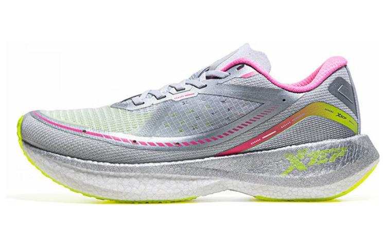 XTEP 260 1.0 Cushioning Abrasion Resistant Lightweight Low top Running Shoes Women's Gray Silver
