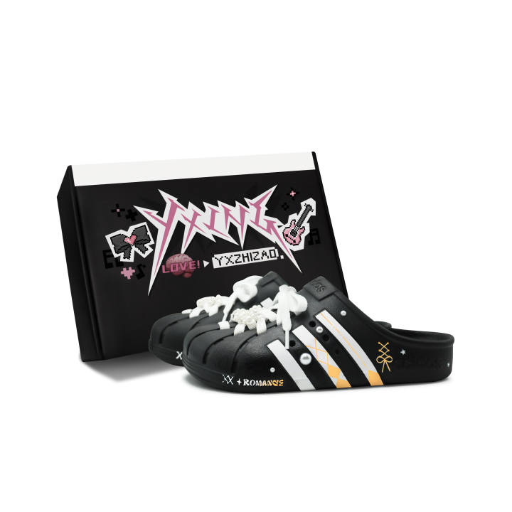 Adidas Adidas ADILETTE CLOGS Closed Toe Slippers Unisex Black White Orange