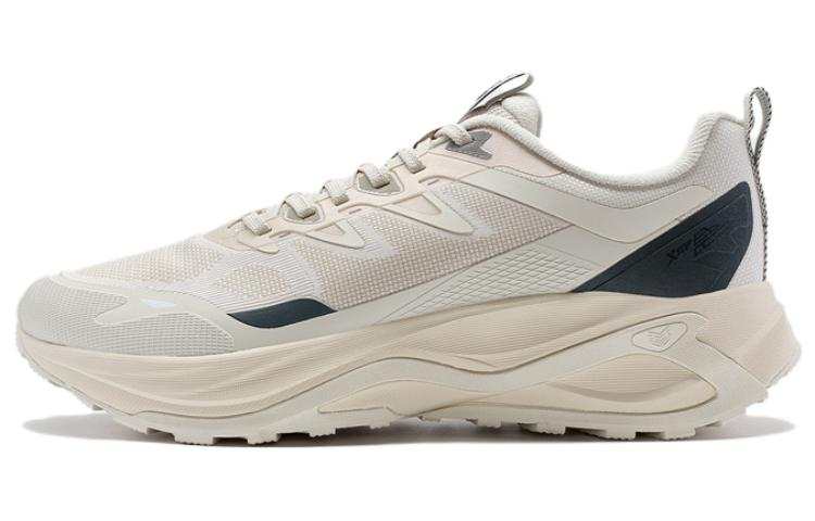 XTEP Comfortable And Trendy Slip Resistant Abrasion Resistant Low top Running Shoes Men's White Black