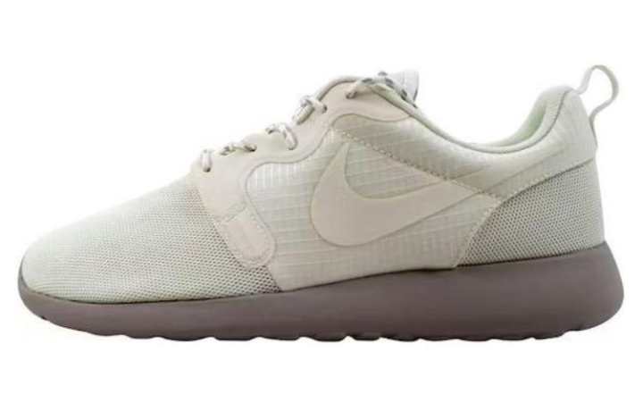 Nike Nike Rosherun Hyp Sail/Sail Medium Orewood Brown Volt Women's