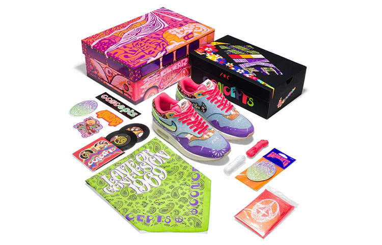 Nike CONCEPTS x Nike Air Max 1 Low top Running Shoes Unisex Fuchsia Blue Special Shoe Box Edition, Store Limited