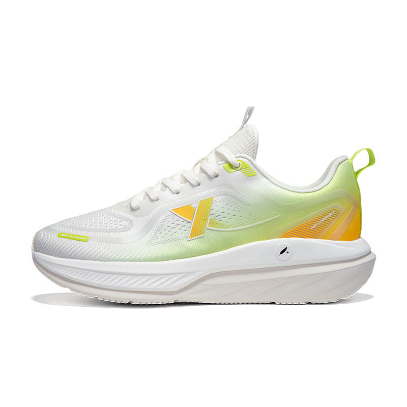 XTEP Cushioning Slip Resistant Lightweight Low top Casual Running Shoes Men's White Green