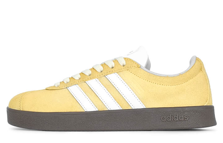 Adidas Adidas Low top Skateboard Shoes Light Yellow