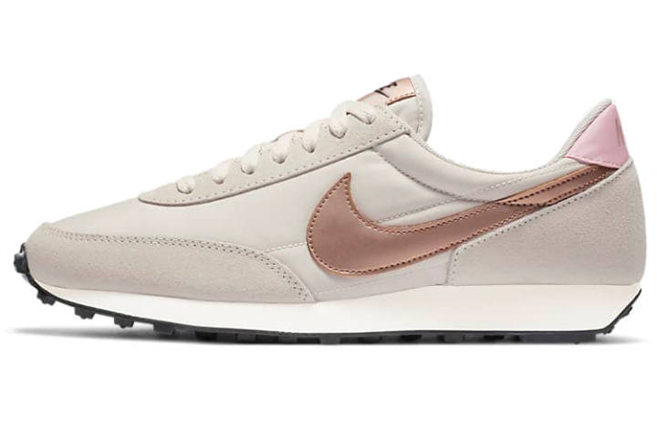 Nike Nike DBreak Type Light Orewood Women's