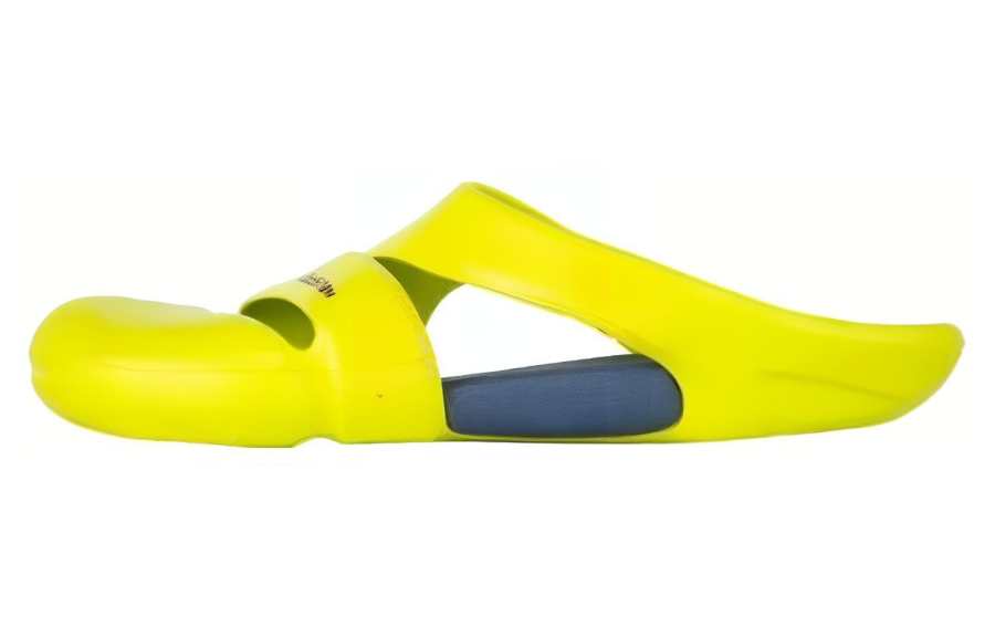 DECATHLON DECATHLON CLOG 500 No Special Function Closed Toe Slippers Unisex