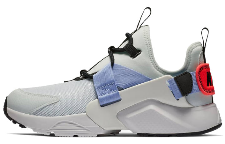 Nike Nike Air Huarache Fabric Cushioning Slip Resistant Abrasion Resistant Breathable Coverage