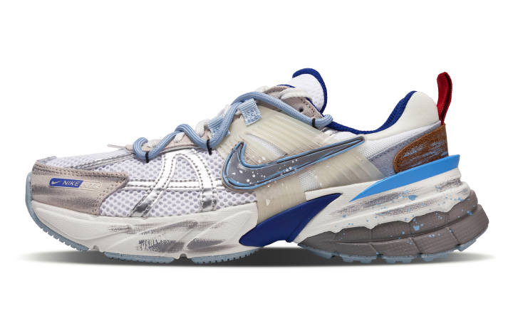Nike Nike V2K Run Abrasion Resistant Abrasion Resistant Low top Running Shoes Women's Gray Blue