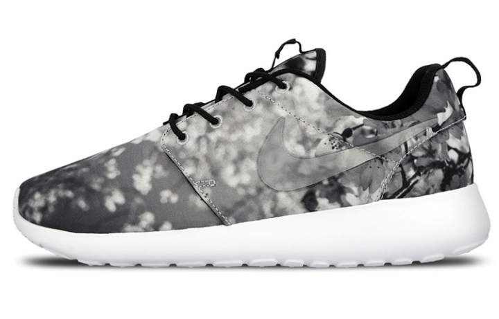 Nike Nike Roshe One Cherry Blossom Women's