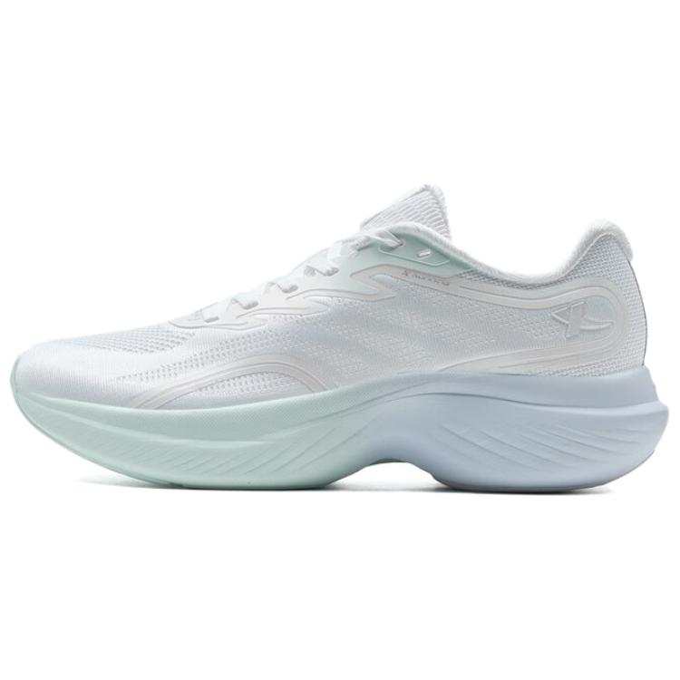 XTEP Abrasion Resistant Breathable Abrasion Resistant Breathable Low top Casual Running Shoes Women's White
