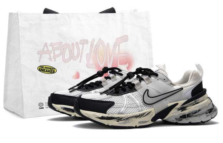 Nike Nike V2K Run Low top Running Shoes Women's Black White Silver