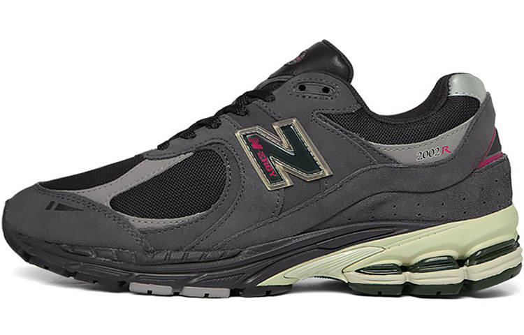 New Balance 2002R New Balance 'Magnet Hi-Pink'