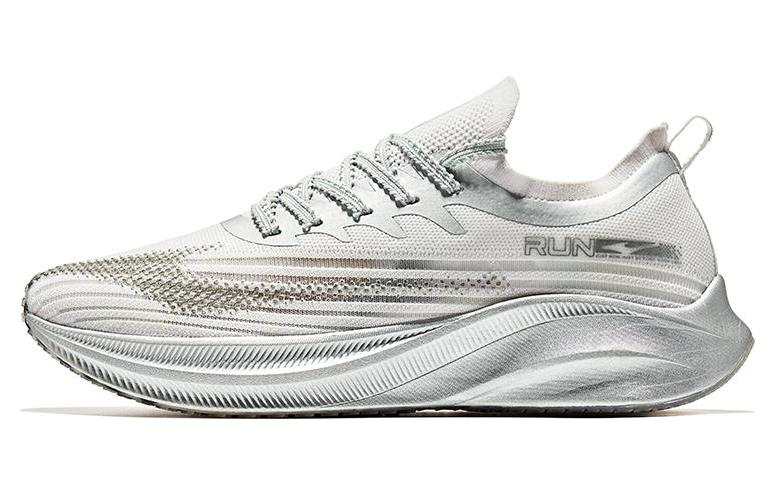 Erke Soft And Comfortable Cushioning Slip Resistant Abrasion Resistant Rebound Low top Running Shoes Men's White Silver