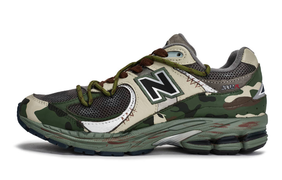 New Balance New Balance NB 2002R Low top Running Shoes Unisex Beige Gray Green