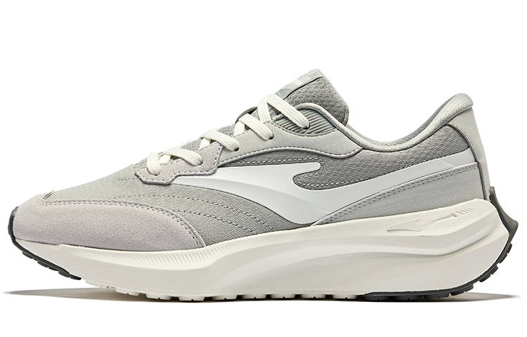 Erke Voyage Slip Resistant Abrasion Resistant Slip Resistant Abrasion Resistant Low top Casual Shoes Men's