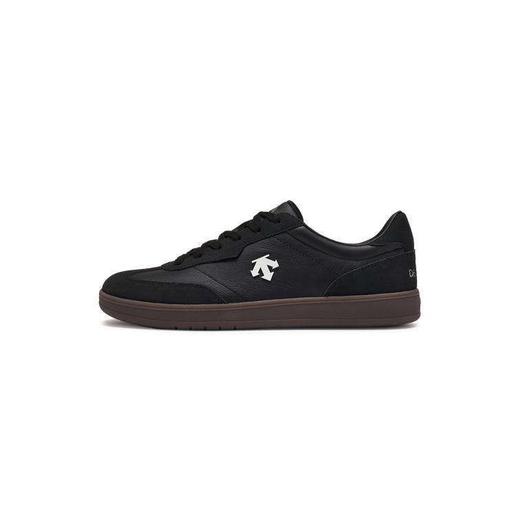 DESCENTE Slip Resistant Slip Resistant Low top Casual Shoes Women's Black