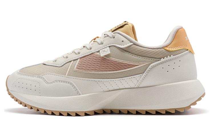 XTEP Comfortable Round Toe Slip Resistant Abrasion Resistant Low top Casual Shoes Women's Clay Pink