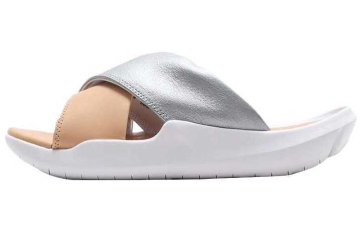 Nike Nike Benassi Future Cross Se Premium 'Silver' Women's