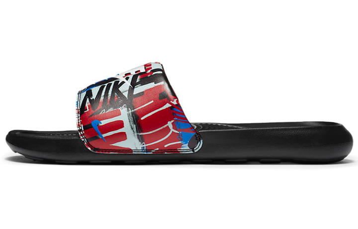 Nike Nike Victori One Printed Slide 'Graffiti'