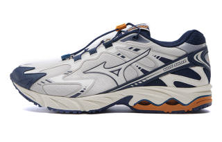 Mizuno Wave Rider V2 'Slip Resistant LowTop Casual'