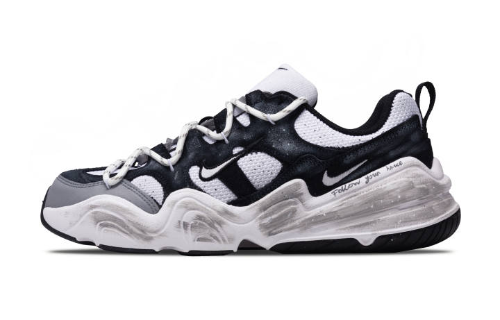 Nike Nike Tech Hera Ink Shadow Graffiti, Cool Innovation Space Abrasion Resistant Low top Casual Shoes Unisex Black White