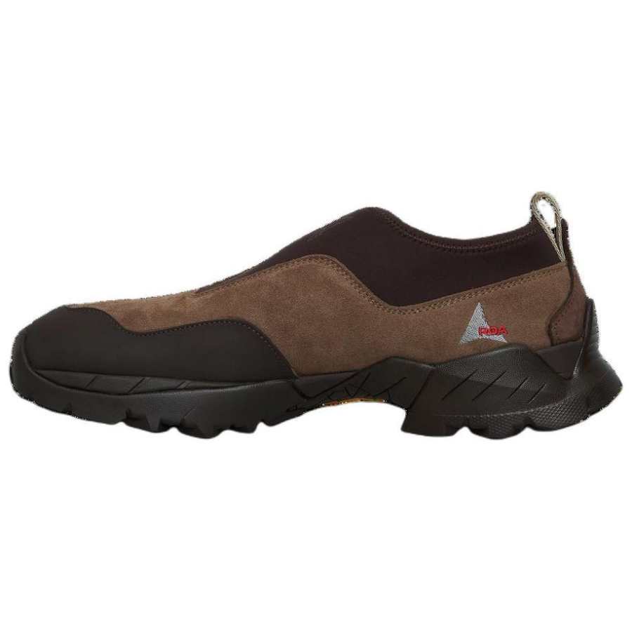 ROA Suede Comfortable Slip Resistant Low top Casual Shoes Unisex Brown