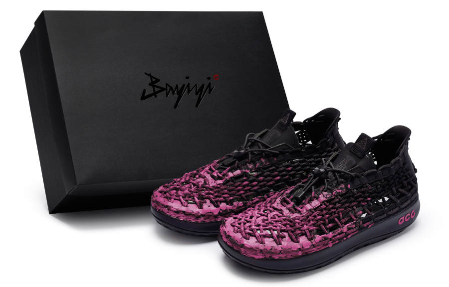 Nike Nike ACG Watercat+ 811 Manufacturing, Time Traveler Fuchsia, Special Shoe Box Slip Resistant Slip Resistant Low top