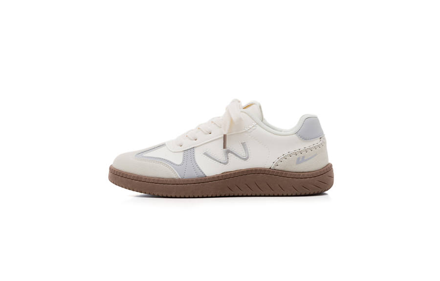 Warrior Synthetic Leather Wear resistant And Waterproof Low top Casual Shoes Women's Beige Gray