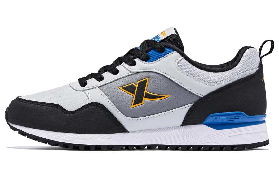 XTEP Comfortable Slip Resistant Abrasion Resistant Low top Sports Casual Shoes Men's Black Gray