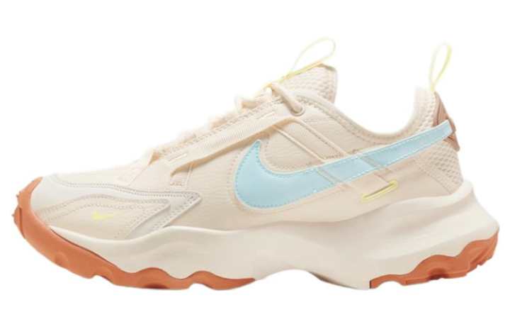 Nike Nike TC 7900 Low top Casual Shoes Women's Beige Blue