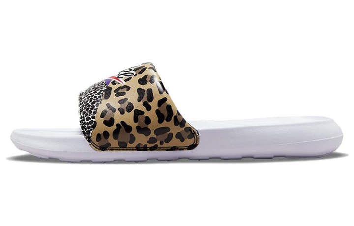 Nike Nike Victori One Printed Slide White Animal Print Women's