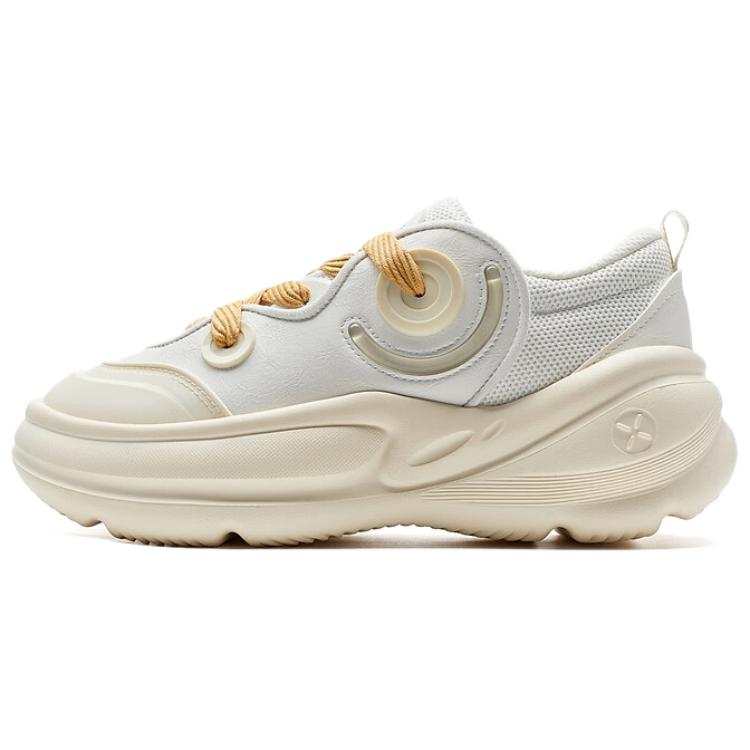 XTEP Textile, Synthetic Leather Abrasion Resistant Slip Resistant Low top Casual Shoes Women's White Beige