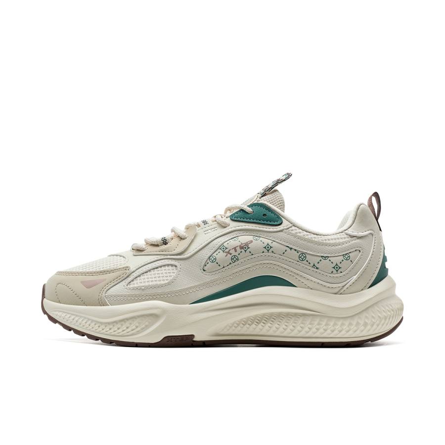 XTEP Slip Resistant Lightweight Non slip Lightweight Low top Casual Shoes Men's Beige Green