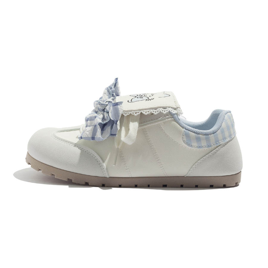 MEAKKEA Lightweight Coverage Low top Casual Shoes Women's