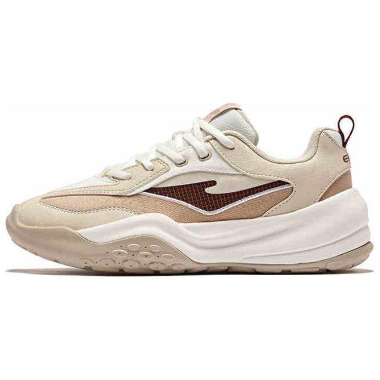 Erke Slip Resistant Abrasion Resistant Low top Casual Shoes Women's Beige Brown