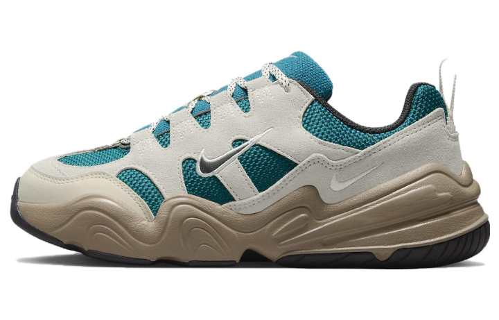 Nike Nike Tech Hera Light Orewood Geode Teal Women's