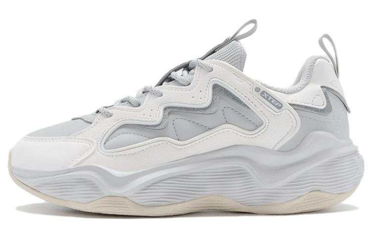 XTEP Lightning 3.0 Cushioning, Wear Resistant Low top Casual Shoes Women's Gray Beige