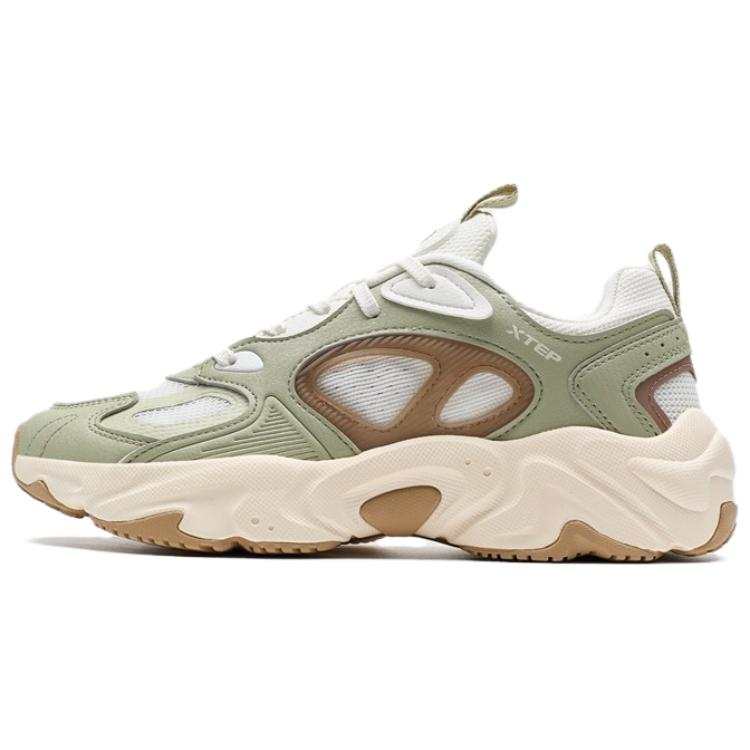 XTEP Star Trace SE Abrasion Resistant Abrasion Resistant Low top Casual Shoes Women's Green White Brown