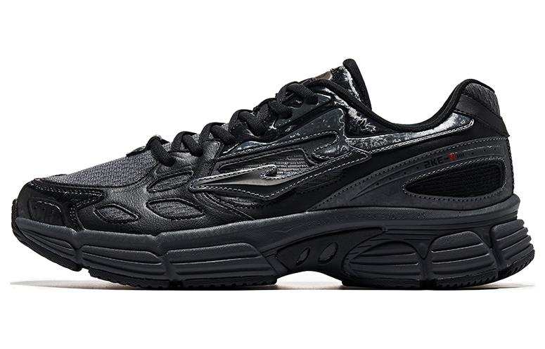 Erke Wilderness Anti Slip Wear Resistant Low Top Sports Casual Shoes Men's Jet Black