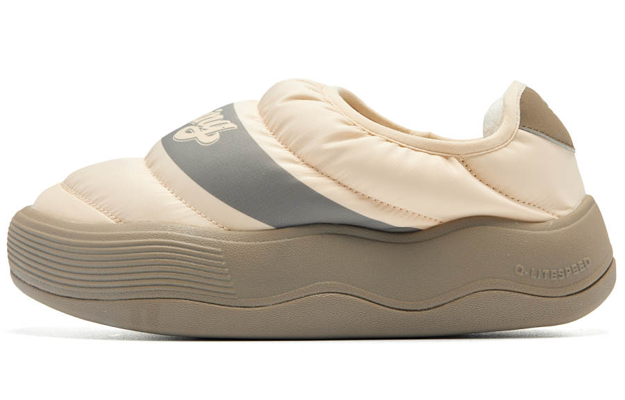 QIAODAN Slip Resistant, Abrasion Resistant, Breathable, Coverage, Height Increasing Low top Casual Shoes Women's