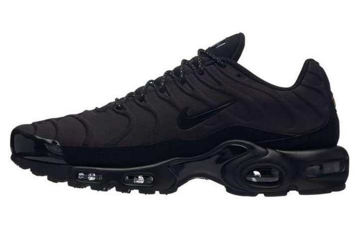 Nike Nike Air Max Plus Se Triple Black