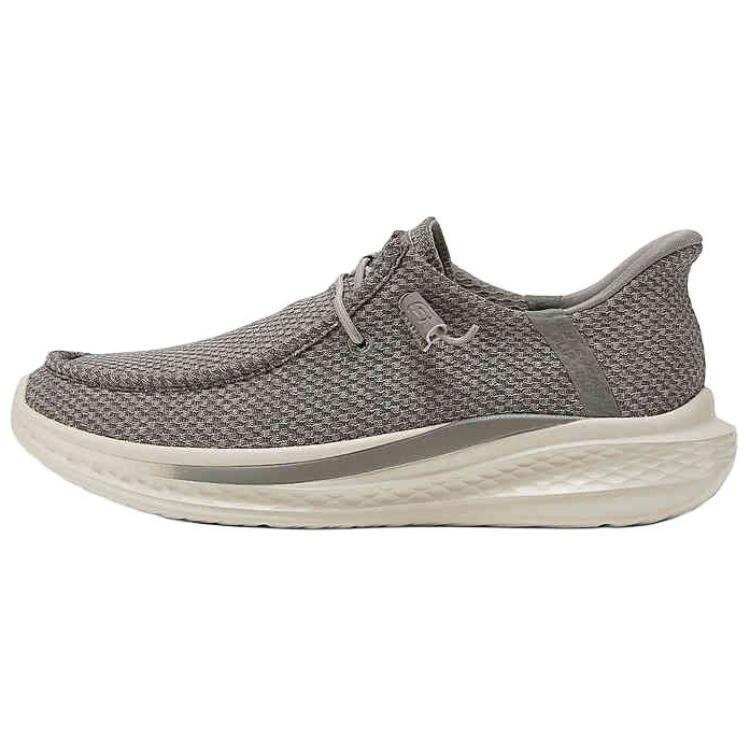 Skechers SLADE Low top Casual Shoes Men's Taupe
