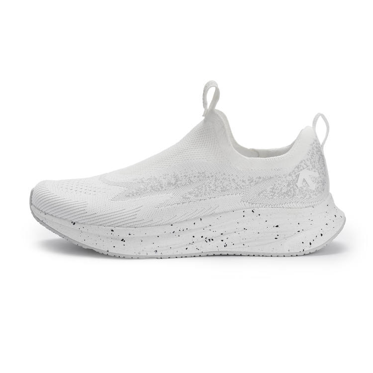 DESCENTE Sport Style Slip Resistant Slip Resistant Low top Casual Shoes Men's White