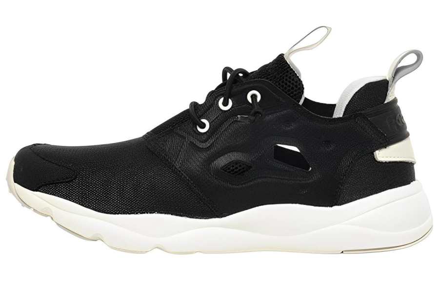 Reebok 95 Textile, Leather Sports Cushioning Abrasion Resistant Low top Casual Shoes Women's Black