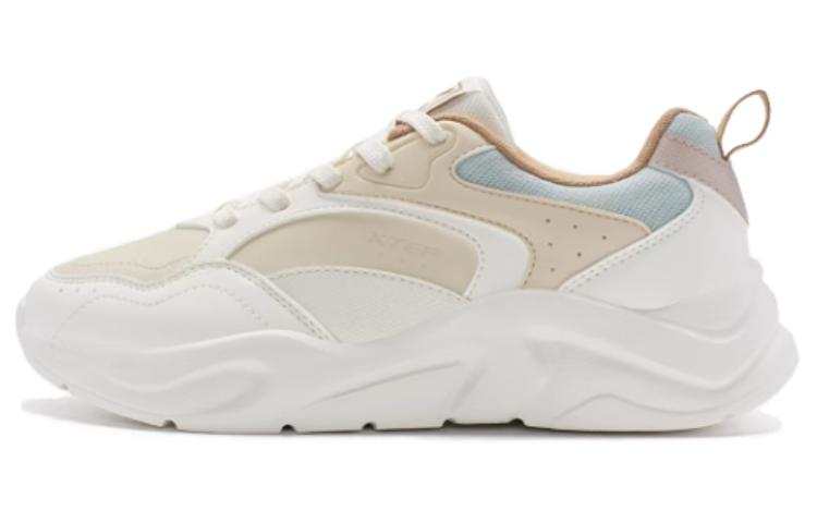 XTEP Cushioning Slip Resistant Abrasion Resistant Low top Casual Shoes Women's White Green