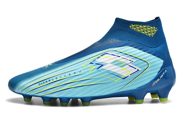 LOTTO Cushioning Slip Resistant Soccer Shoes Men's Blue
