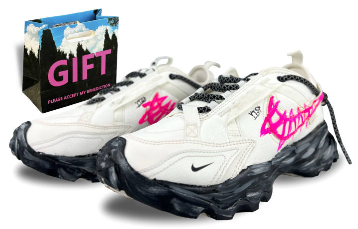 Nike Nike TC 7900 Low top Casual Shoes Women's Black Pink White